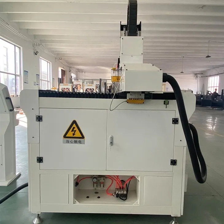 Aluminum Window Milling Machine 4